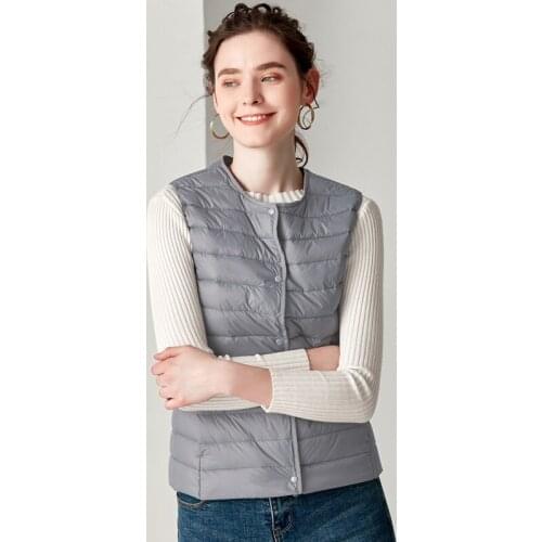 New Causal Women White Duck Down Vest Ultra Light Vest Jacket Winter Weightless Round Collar Sleeveless Coat