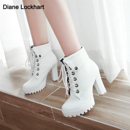 2021 Winter new High-heeled Coarse heel platform Martin boots Frenulum Waterproof Thick bottom white Women Boots zapatos mujer