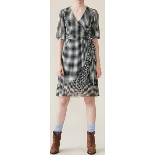 Patads American minority womens spring and summer European and American black and White Checkered wrapped Mini Dress