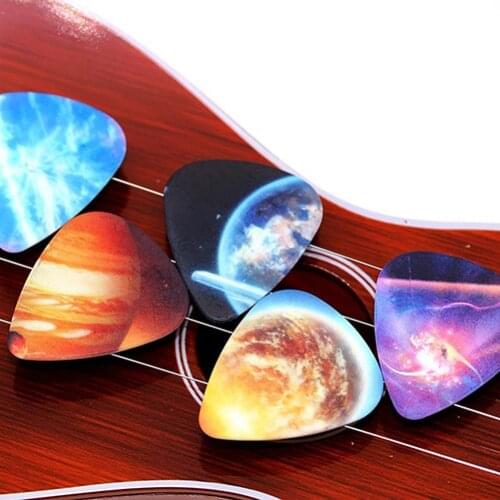 10pcs Colorful Musical Accessories Universe Planet Guitar Picks Mixed Plectrum Musical Instruments for Shape of Love Heart tool