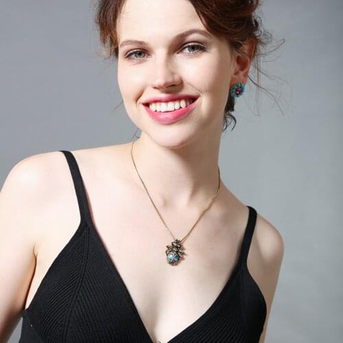 Hyperbole New Arrival Best Seller Gold/Silver Color Resin Necklace For Women Punk Spider Necklaces Jewelry Accessory Handmade