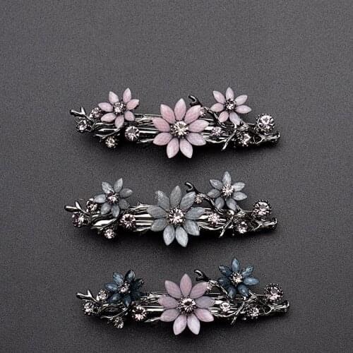 Hair Clips for Women Fashion Simple Flower Crystal Hairpin Retro Elegant Exquisite Geometry Head Accessories Jewelry Wholesale