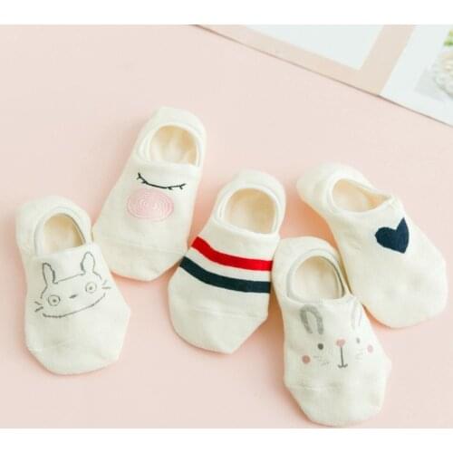 5 Pairs New Fashion Women Socks Low Cut Cotton Socks Kawaii Soft Summer Cartoon Animal Ankle Socks Cat Stripe Heart Boat Socks