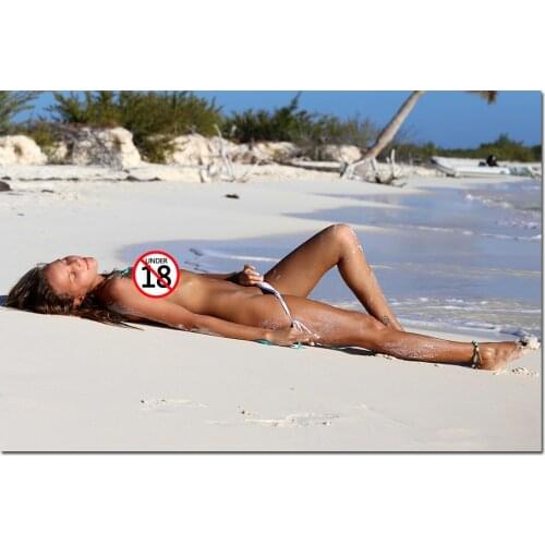 Beach Sexy Girl Wallpaper Wall Art Poster Modern Simple Living Room Decoration Canvas Painting For Hotel Apartment