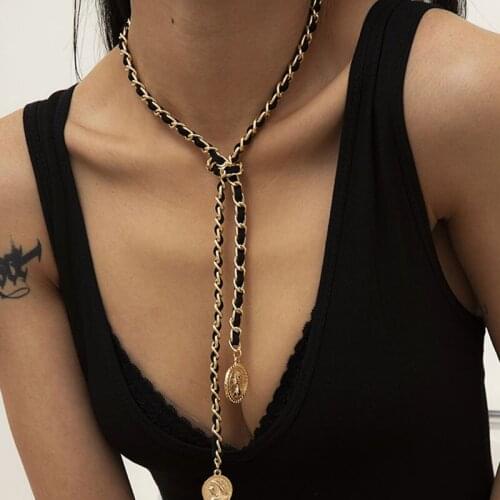 SRCOI Vintage Geometric Winding Flannel Necklace Fashionable Simple Asymmetrical Alloy Round Pendant Necklace Women Jewelry