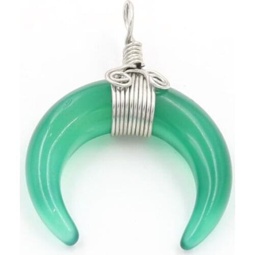 FYSL Silver Plated Wire Wrap Crescent Moon Green Agates Pendant Labradorite Stone Classic Jewelry
