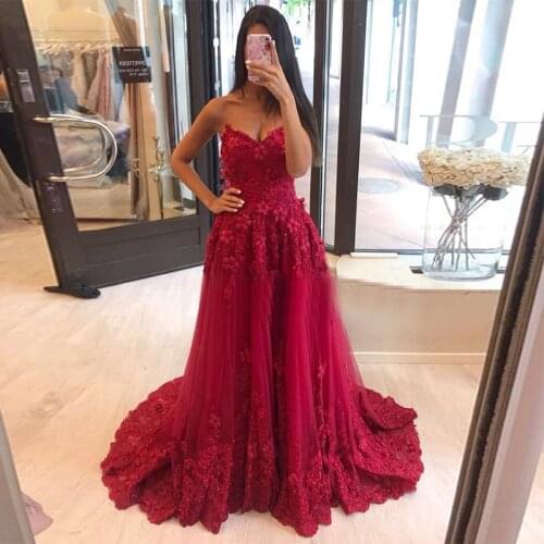 Sweetheart A-line Fairy Evening Dresses Vintage Appliques Beading Long Formal Party Gowns Burgundy Tulle Vestido De Noite