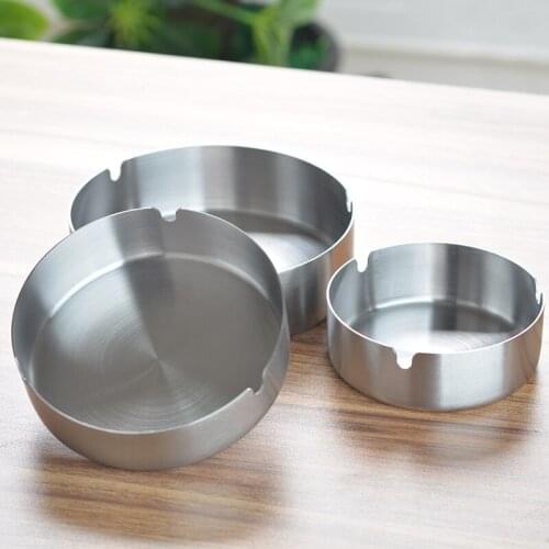 8*8cm Stainless steel ashtray thickened plate Internet cafe advertisement circular ashtraythes hook, back suction cup