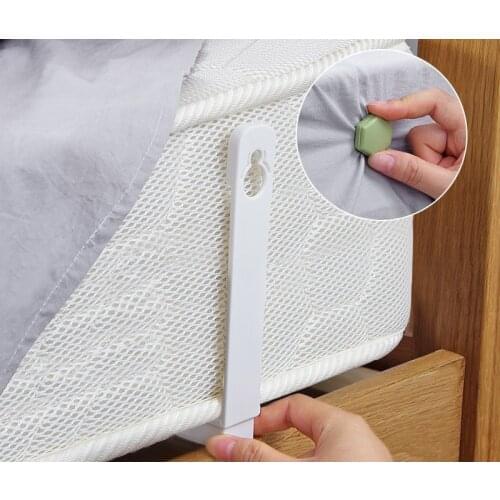4PCS Bed Sheet Grippers Clip Set Keeping Sheets Place Mattress Sheet Corner Non-Slip Holder Fastener Grippers Clips Straps