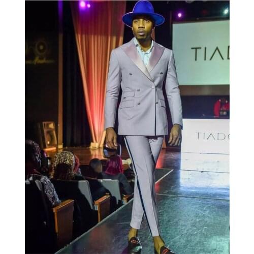 Designer 2 Piece Pink And Grey Men Suits Modern Noble Formal Double Breasted Customized Party Suits Wedding Tuxedo Coat+Pant