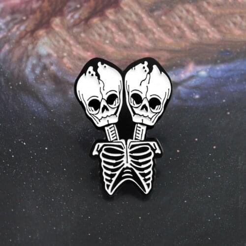 Siamese Skeleton Brooch Couple Skull Sharing Body Death Enamel Pin Tote Bag Leather Gothic Badge Halloween Couple Love Gifts