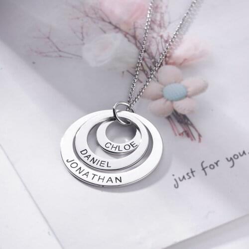 Personalized Engraving Necklace Round Pendant Necklaces Name Stainless Steel Family Gifts Simple Circle Neck Chain Women Jewelry
