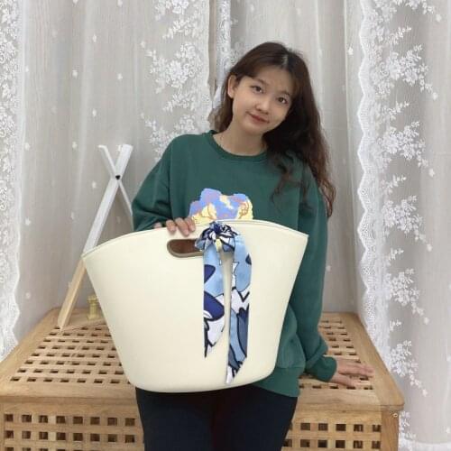 Beach Bag Moon Shape Sharm Women Fashion Simplicity Wear Resistant Tote Bag Solid Color 2021