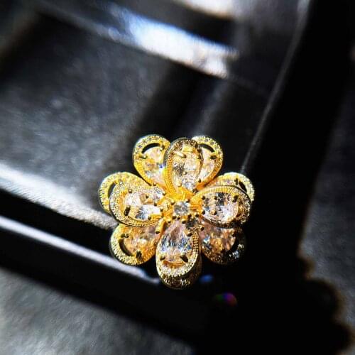 QTT Cute Fashion Big Flower Ring Luxury Female Gold Engagement Ring Vintage Party Wedding Band Rings For Women