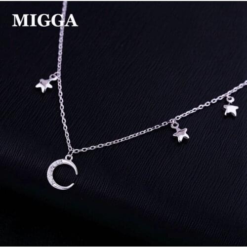 MIGGA Chokers On The Neck