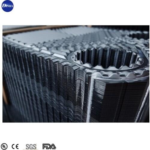 Heat exchanger rubber gaskets and stainless steel plates for heat transfer