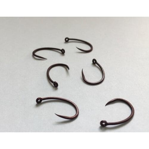 20PCS Wise Tackle Barbless Extra Wide Gape with Curved Shank & Off Set Point-Teflon Coated Carp Hooks -Carp Fishing Hooks