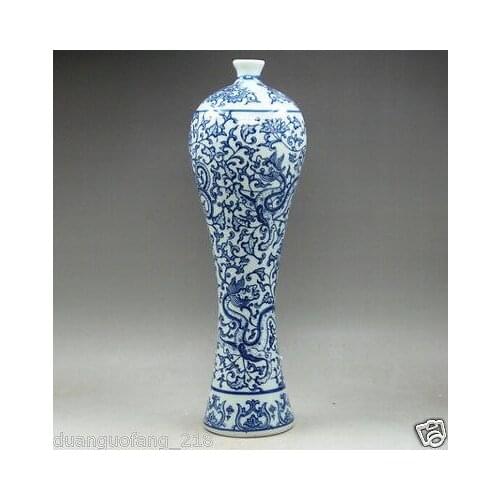 Rare 12.5 inches Chinese Blue and white Porcelain Handwork Painting Dragon Vase
