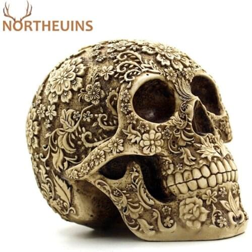 NORTHEUINS Resin Carved Skull Head Figurines for Interior Statues Vintage Home Decor Decoration Accessories for The Living Room