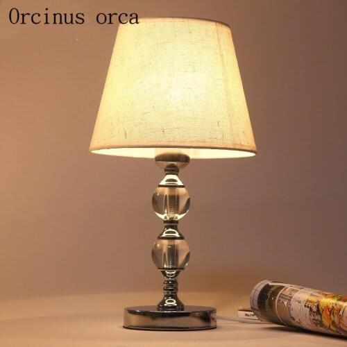 Modern simple energy-saving crystal desk lamp living room, bedroom bedside lamp American style creative decorative table lamp