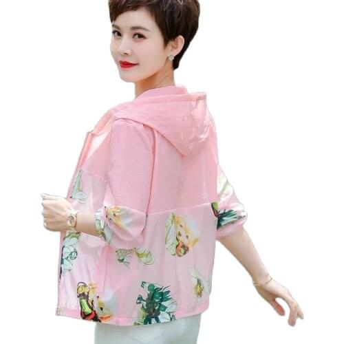 Women Sun Protection Clothing Anti-UV Large Size Breathable Summer Hooded Sunscreen Clothes Mom Thin Long Sleeve Skin Jacket