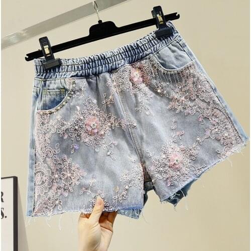 Womens Summer Denim Shorts Sequin Tassel Chain Three-dimensional Flower Diamond Set Mesh Stitching Womens Fashion Hot Pants