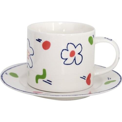 Turkish Tea Cups and Saucer Vintage Creative European Coffee Cup and Saucer Cute Wedding Porcelain Tazas De Te Drinkware QAB50BZ