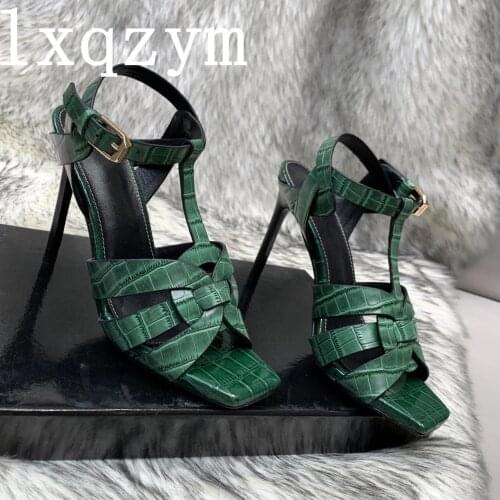 Brand Designer Runway Thick Sole Chelsea Boots Women Real Leather Round Toe Slip-on Female Outdoor Casual Motorcycle Elastics