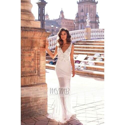 Luxury Exclusive Bridal Mother Dress V Neck White Bodice Sexy Hand Beaded Sleeveless Fitted Couture Women Wedding Party Gowns