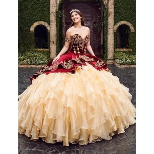 Sweetheart Burgundy Ball Gown Quinceanera Dresses With Embroidery Tiered Skirts Lace Up Vestido De Festa Sweet 16 dress