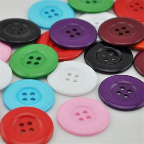 Upick 20pcs Big Plastic Overcoat Button Cloth sewing Appliques Lots 33mm PT18