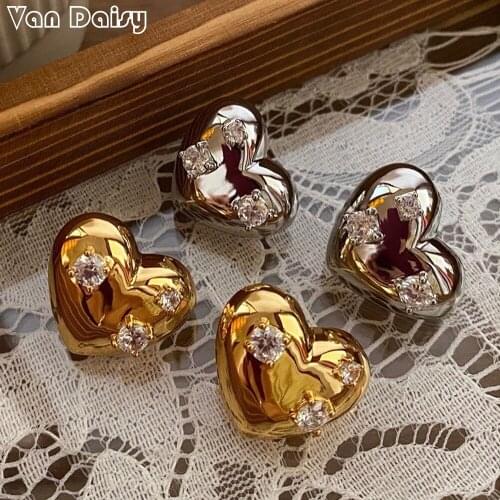 Gold Silver Color Solid Heart Pave Rhinestones Zircon Piercing Stud Earrings for Women Ins Trendy Jewelry Van Daisy 2021 New