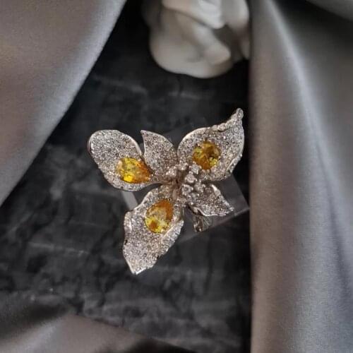 Luxury Silver Flower Rings Charm Multilayer Petal Zircon Fashion Pearl Jewelry For Women Wedding Engagement Multiple Options