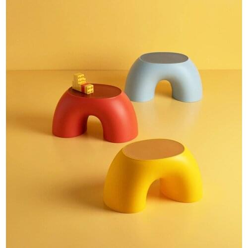 1Pcs Anti-slip Low Stool Childrens Stools Durable and slippery Shoes Wearing Stool Rainbow Comfortable Stool for Home Bathroom