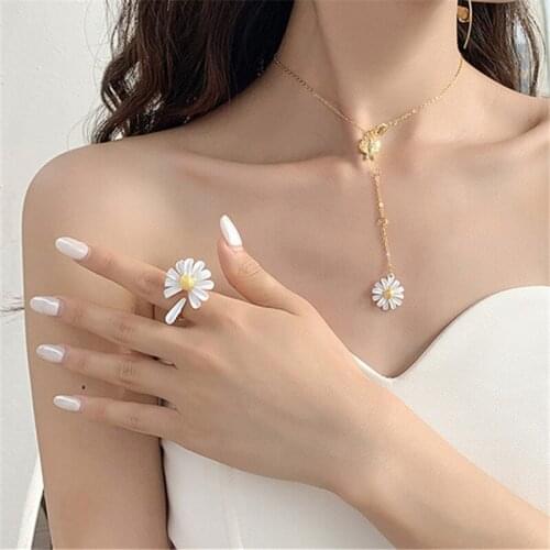 IOY IRENE White Rings