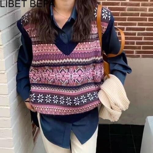 New 2021 Spring Autumn Women Sweater V-Neck Pullovers Sleeveless Short Vest Floral Korean Style Vintage Wild Lady Top SWV1255JX