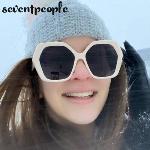 Fashion Polygon Sunglasses Women Brand Designer Unique Chic Vintage Chain Sunglass Men Hexagonal Sun Glasses New Arrival 2020