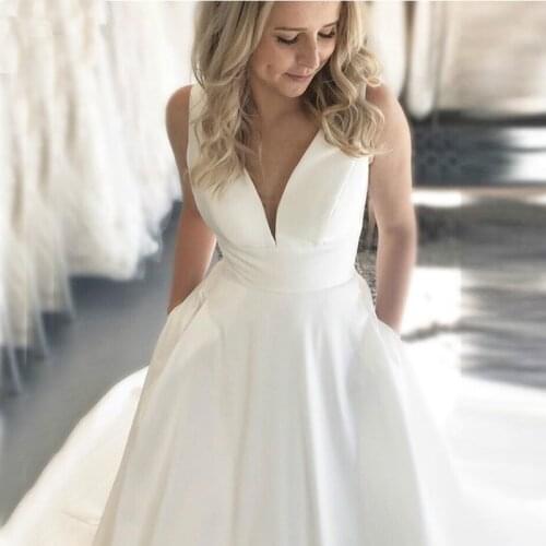 2020 New Simple V-neck Vestidos De Noiva Wedding DressesSleeveless Satin Backless Bridal Dresses Cheap Women Bridal Gowns