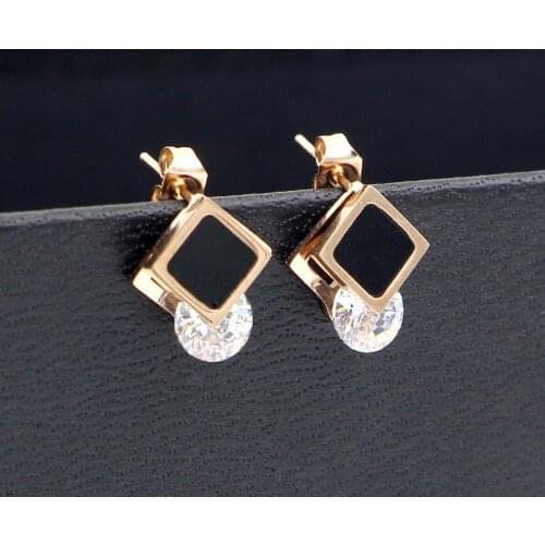 Fashion Jewelry Black Square Water Cube Clip Crystal Earrings Girls Earrings Titanium Steel Earrings for Women Gift Wholesale