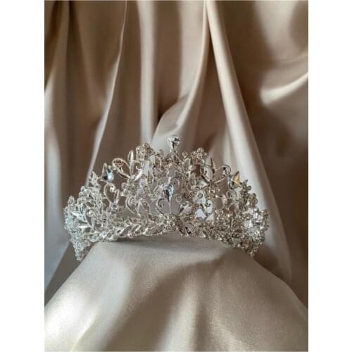 2021 wedding hair design hairpin crown bride flower bridal dress fashion accessory Bridal Headpiece woman Baroque Crystal party