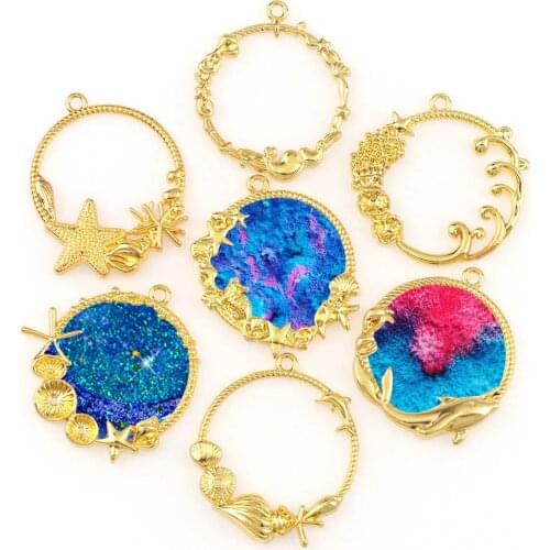 2PCRound Star Moon Flower Fish Metal Frame Pendant Gold Color UV Resin Charm Planet Rocket Charm Bezel Setting Cabochon Setting