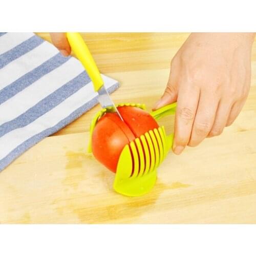 1PC Tomato Slicer Plastic Fruits Cutter Tool Perfect Slicer Tomato Potato Onion Shreadders Slicer Lemon Cutting Holder KX 023