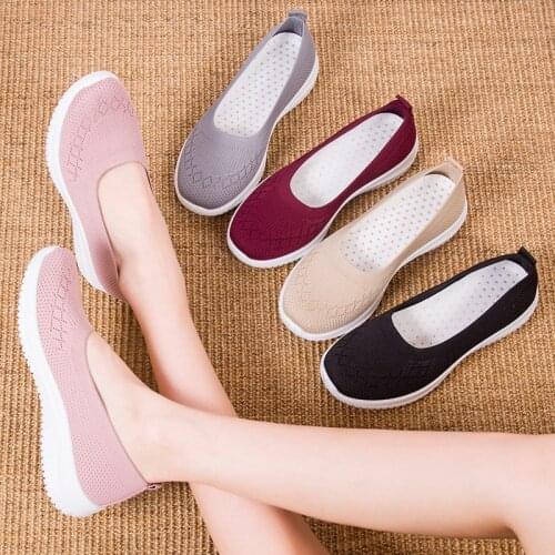 XAKA Women's Slip-ons