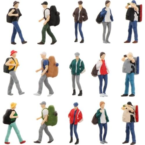 1/64 Figures Diorama Scene Model Kit Backpacker Hiker Figurine Decoration