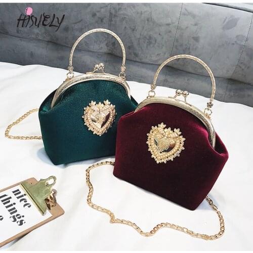 2021 Female Velvet Pearl Handbag Vintage Velour Heart Design Evening Bag Wedding Party Bride Clutch Velour Badge Bag Purse Q3
