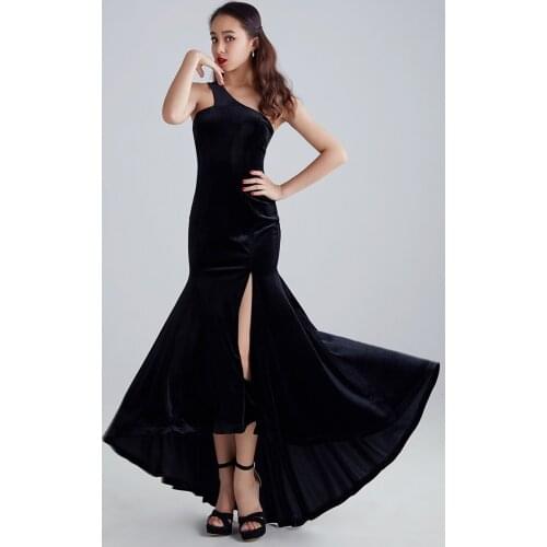 2017 Black Latin dance Costume Oblique shoulder Velvet fabric Split Sides Sleeveless dress Adult Performance Skirt