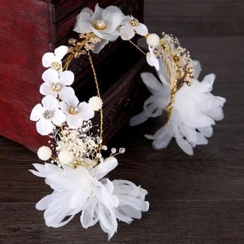 Handmade White Flower Crowns Tiaras Hairbands Romantic Sweet Gardland Women Wedding Hair Accessories for Bride Bridesmaids