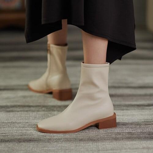 EshtonShero Boots Female 2020 New Med Heel Genuine Leather+pu Women Boots Lace Up Round Toe Black winter women shoes Size 3-9