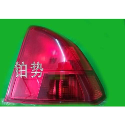 Car outer tail light 2002-hon dac iv ic tail light rear inner tail light outer brake light brake light anti-collision tail light