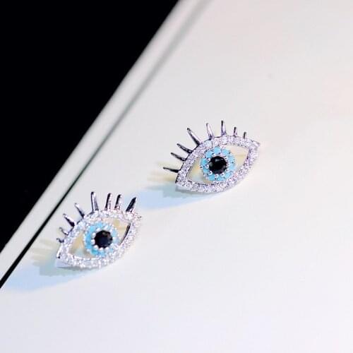 2021 Hot 925 Silver Needle earrings Crystals From Swarovskis White eye Earrings for Women Party fashion Jewelry